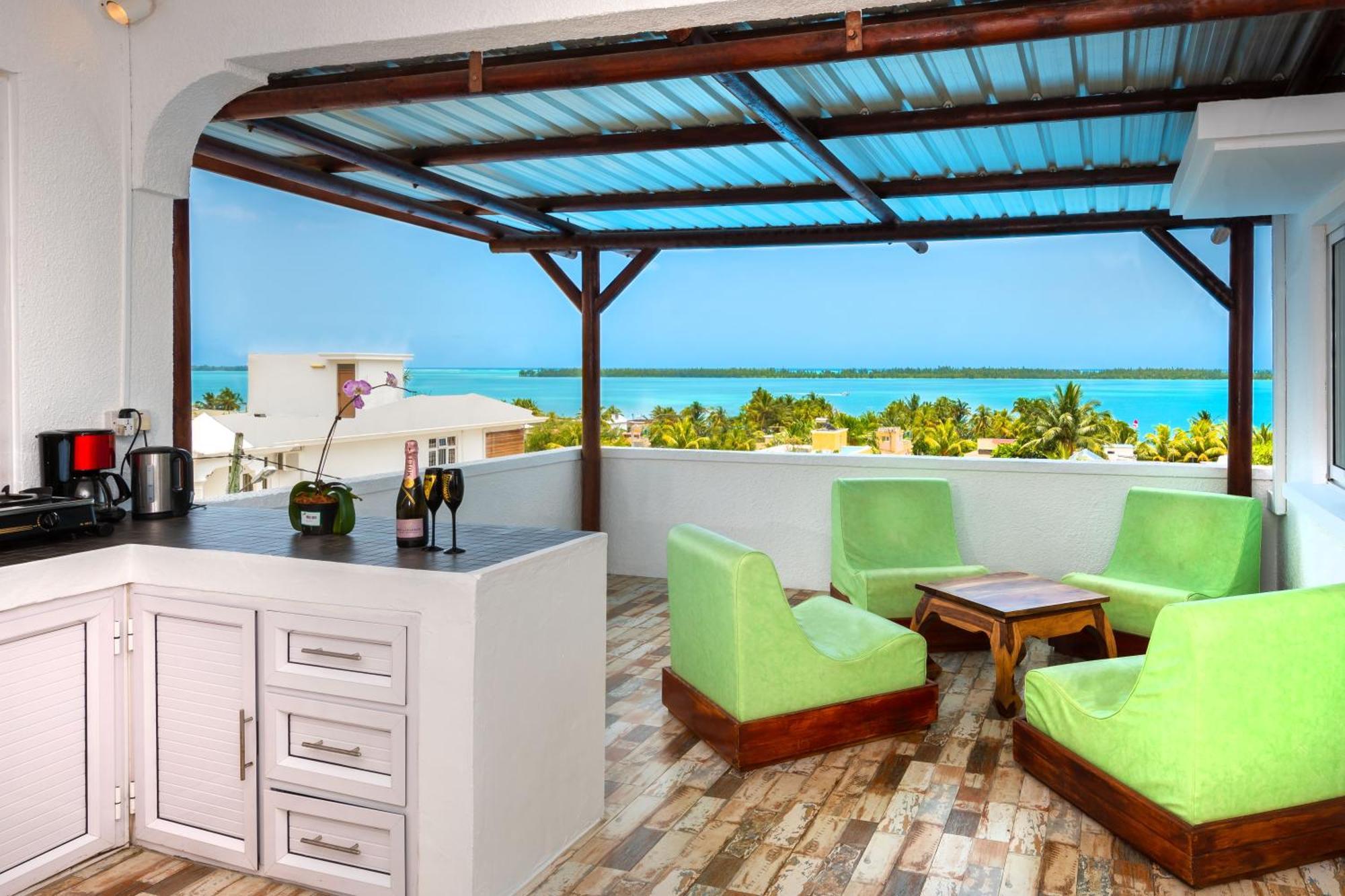 Twakila Sunset Suites La Gaulette Exterior photo