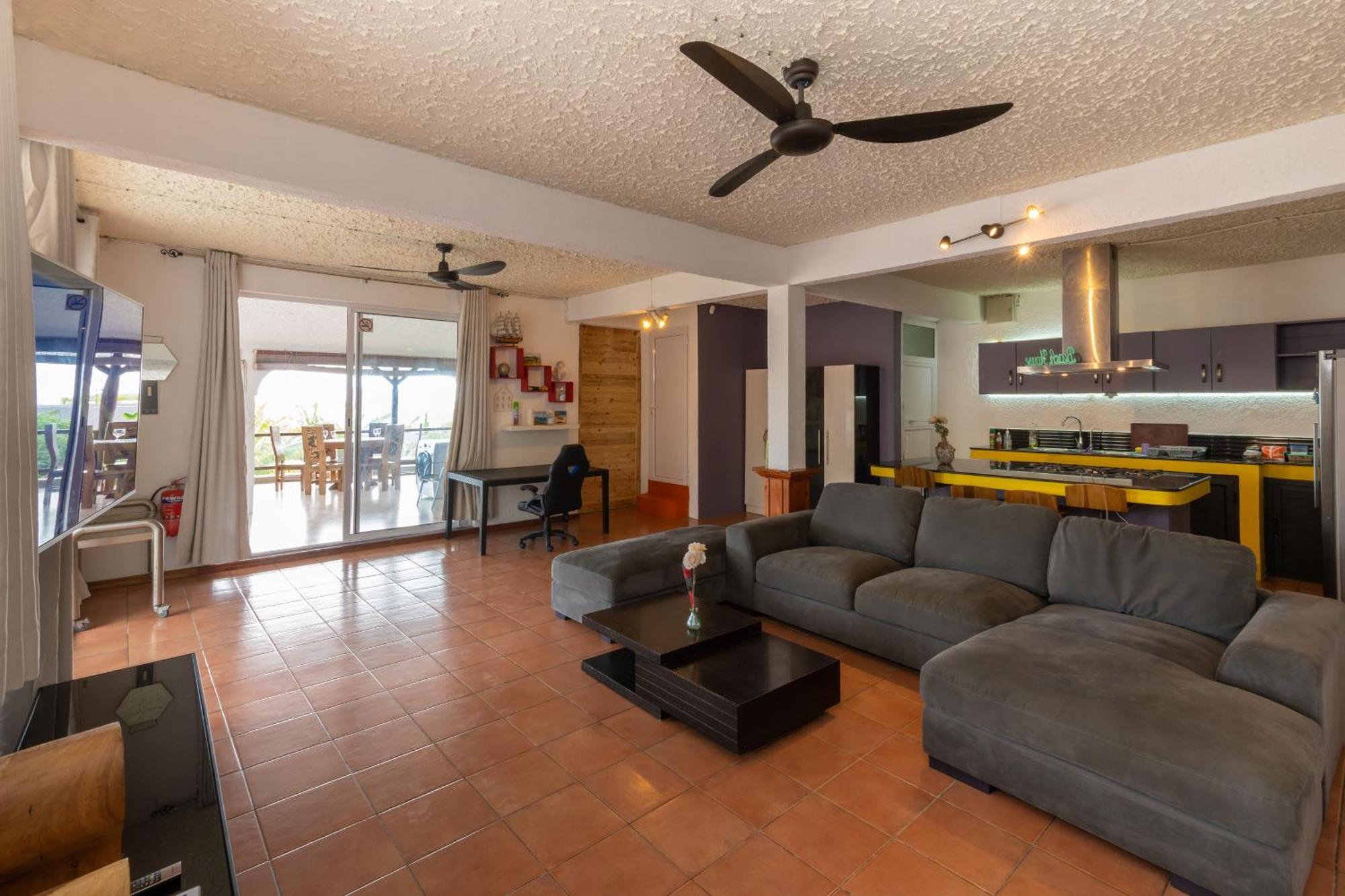 Twakila Sunset Suites La Gaulette Exterior photo