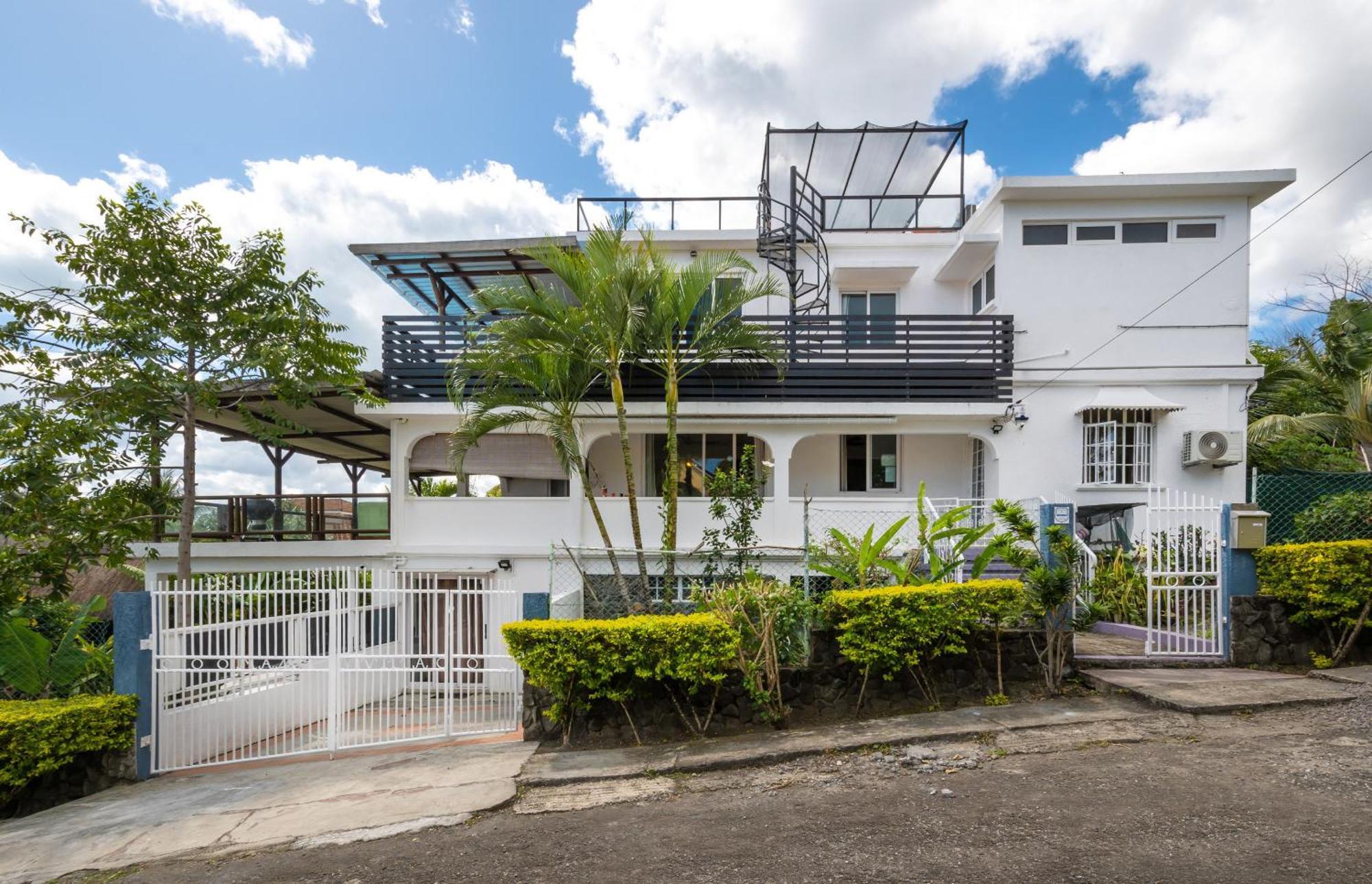 Twakila Sunset Suites La Gaulette Exterior photo