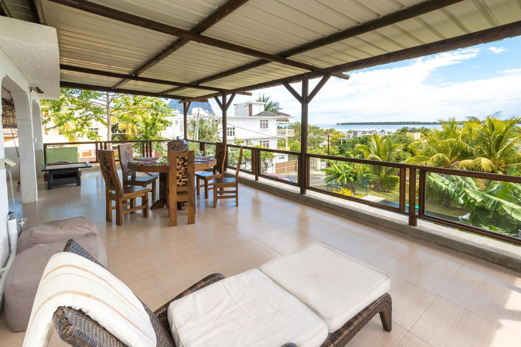 Twakila Sunset Suites La Gaulette Exterior photo