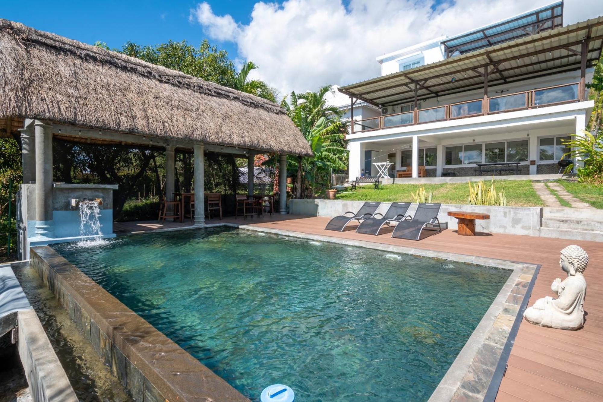 Twakila Sunset Suites La Gaulette Exterior photo