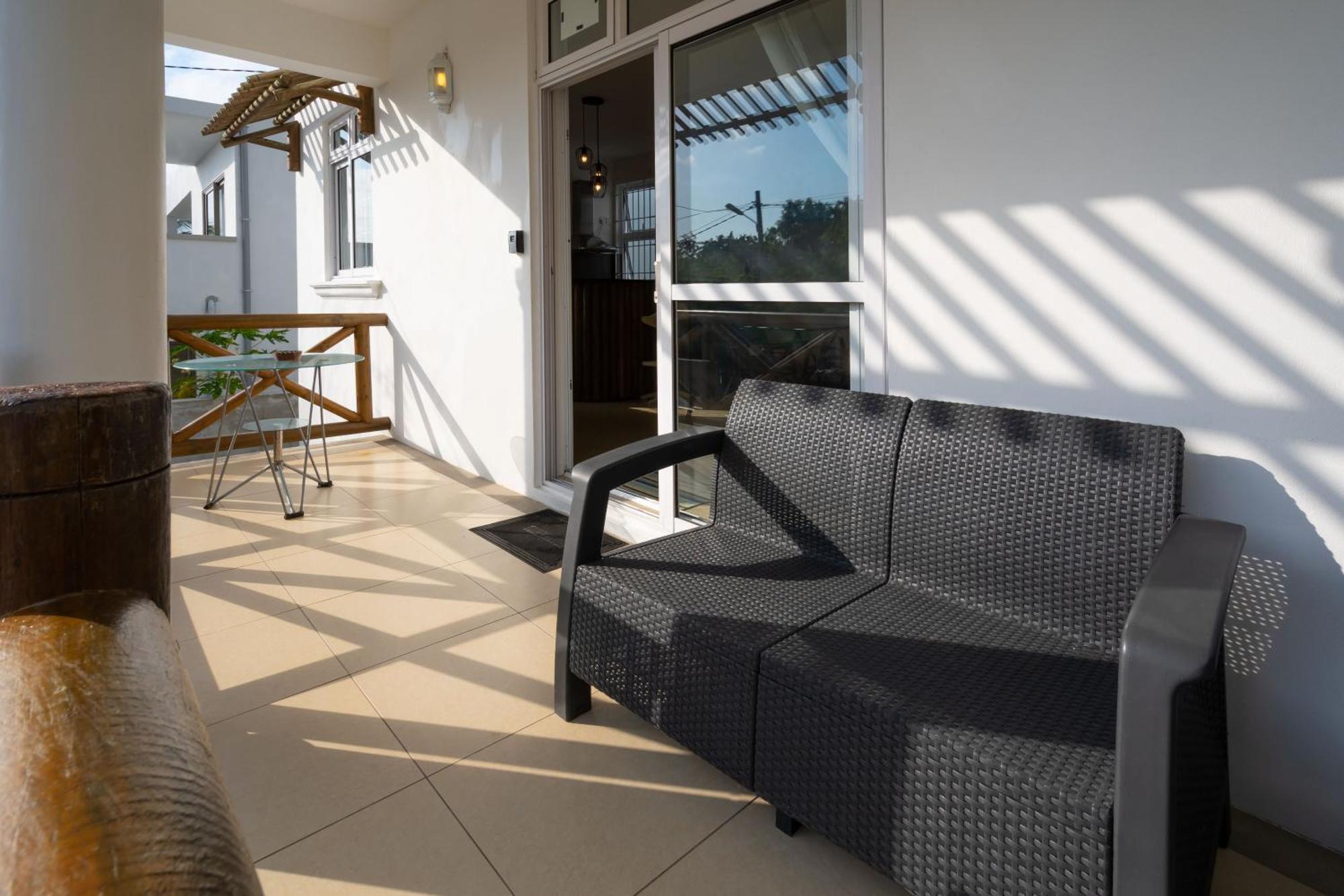 Twakila Sunset Suites La Gaulette Exterior photo
